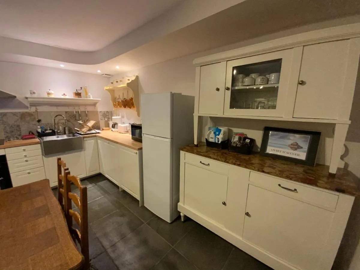 Agreable Maison De Ville En Baie Du Mont St Michel Pontorson 0*,