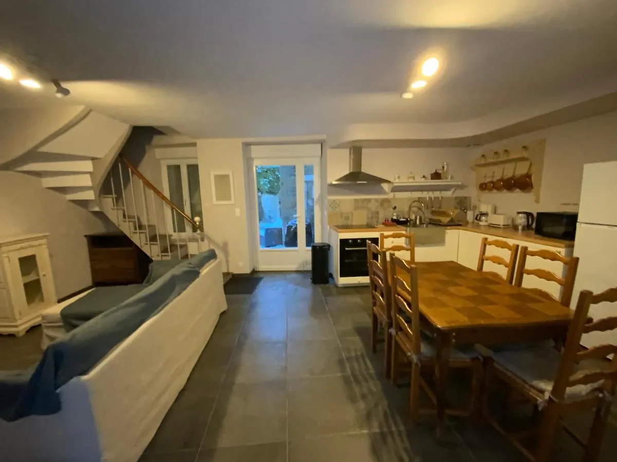 Agreable Maison De Ville En Baie Du Mont St Michel Pontorson France
